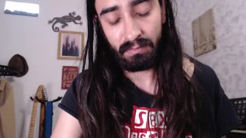 Snapshot of wake_and_bakee chatting on 04/28/26, 10:37 John online show from 04/28/26, 10:37
