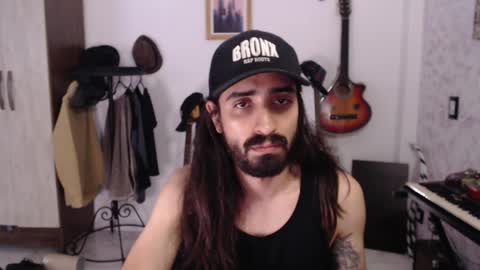 Snapshot of wake_and_bakee chatting on 05/02/26, 07:08 John online show from 05/02/26, 07:08