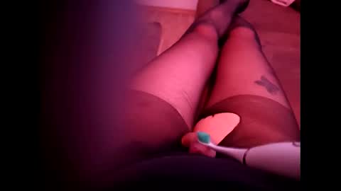 walex0900 online show from 12/05/25, 06:00