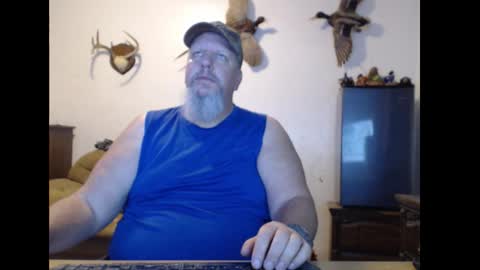 walkingbird online show from 10/31/25, 11:28