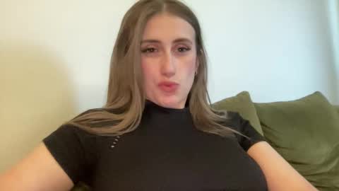walkiria19 online show from 04/30/26, 05:41