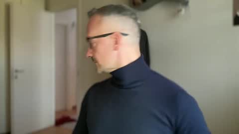 walky78 online show from 02/06/25, 01:54