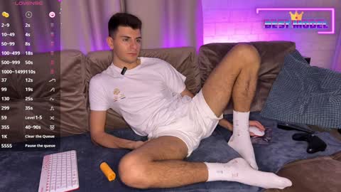 Walt Enjoy online show from 02/06/25, 04:25