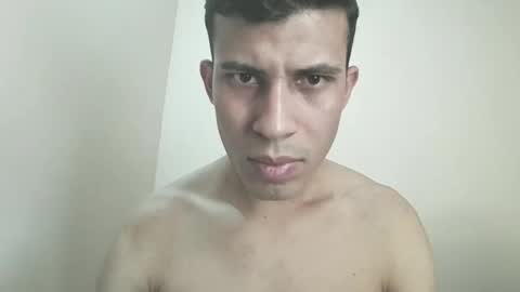 Snapshot of walter374 chatting on 11/15/25, 02:24 walter374 online show from 11/15/25, 02:24