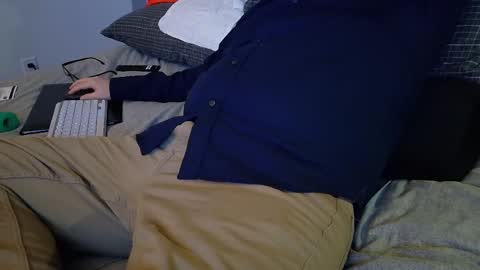 Snapshot of waltsobchak chatting on 11/14/25, 02:10 I love the ol in-n-out online show from 11/14/25, 02:10