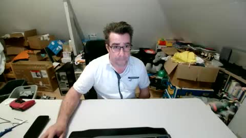 Snapshot of wammes85 chatting on 04/15/26, 05:53 wammes online show from 04/15/26, 05:53