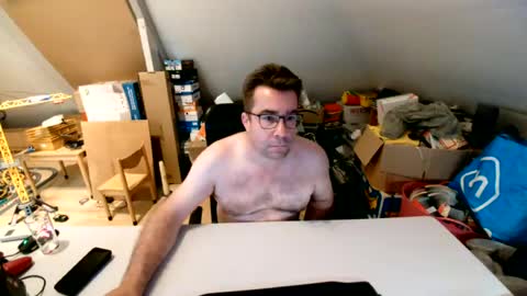 Snapshot of wammes85 chatting on 07/13/26, 07:27 wammes online show from 07/13/26, 07:27