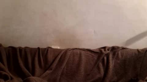 Snapshot of wand_dick chatting on 12/21/25, 01:02 Luki69 online show from 12/21/25, 01:02