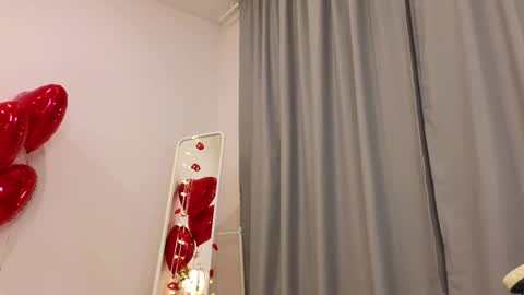 Wendy. Hello Honeys Ill see you 2nd 5th 7th this week love you3 online show from 02/12/25, 10:26