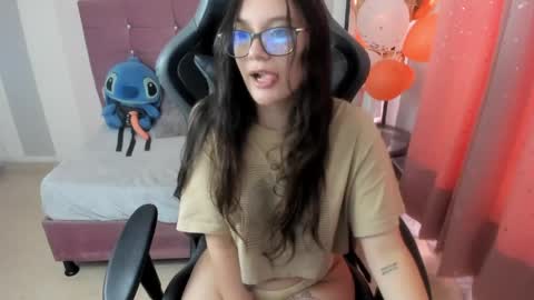 Snapshot of wanda_sg chatting on 05/14/26, 06:47 Alexandra online show from 05/14/26, 06:47