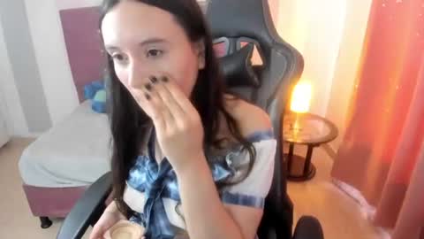 Alexandra online show from 06/26/26, 05:50