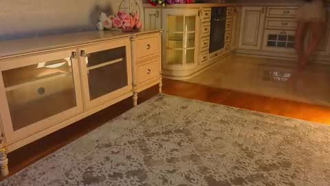 hello guys im Lilian online show from 11/19/25, 02:55