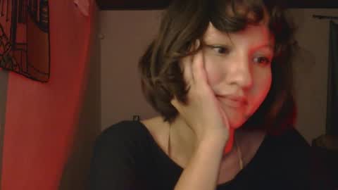 Snapshot of wanderwhitch chatting on 02/27/26, 03:39 Miya online show from 02/27/26, 03:39