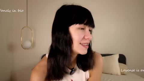 Betti online show from 11/03/25, 11:33