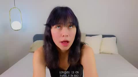 Betti online show from 11/08/25, 10:37