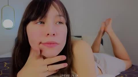 Betti online show from 12/05/25, 01:36