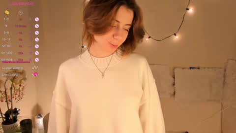 Kate online show from 12/22/25, 02:58