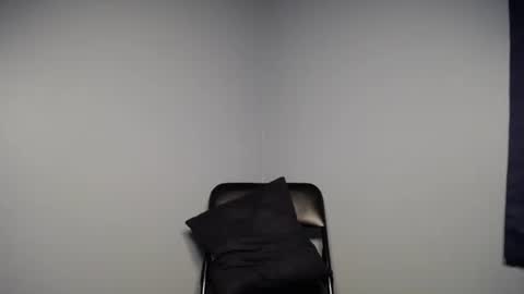 wannaplay1025 online show from 03/27/26, 01:00