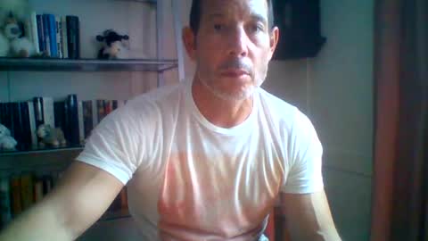 Snapshot of want_to_be_recognized chatting on 07/06/26, 01:41 want_to_be_recognized online show from 07/06/26, 01:41