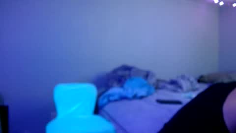 Snapshot of wantu2cumnow chatting on 06/21/26, 11:46 wantu2cumnow online show from 06/21/26, 11:46