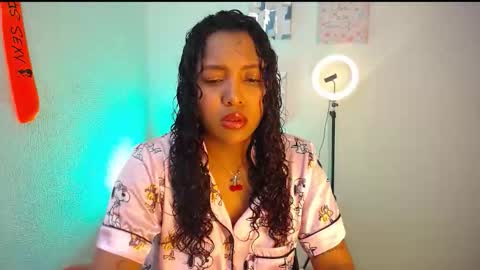 EMILY online show from 01/07/26, 02:30