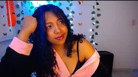 Snapshot of warisgoddes chatting on 05/21/26, 10:00 EMILY online show from 05/21/26, 10:00