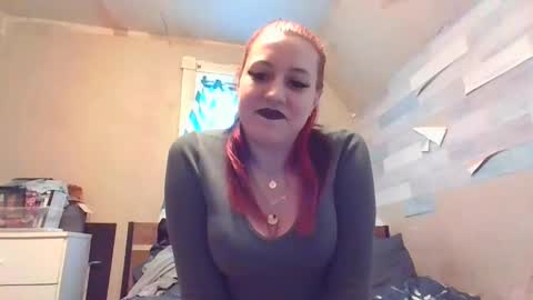 warwhore24 online show from 12/27/24, 05:16