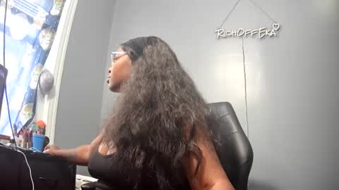 Madam Eka online show from 05/06/26, 08:58