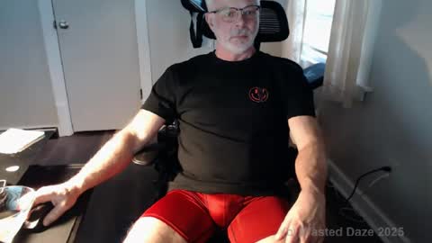 Snapshot of wasted_daze_ chatting on 02/07/25, 10:52 wasted_daze_ online show from 02/07/25, 10:52