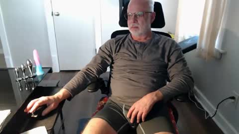 wasted_daze_ online show from 12/13/25, 07:53