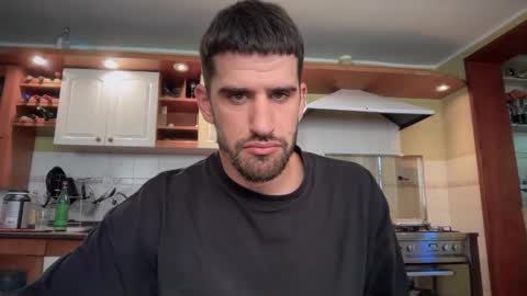 wearetwo online show from 12/17/25, 08:04