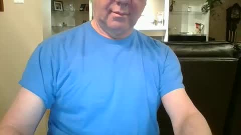 watchin_u_2 online show from 02/22/26, 01:51