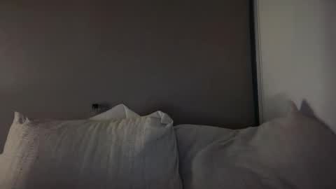 Watch your Bae online show from 04/16/26, 02:12