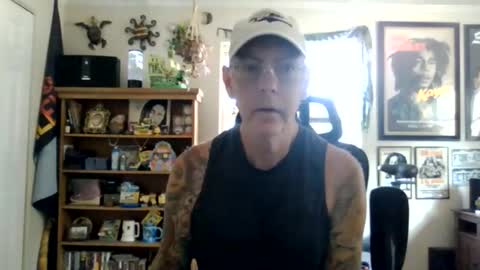 Snapshot of waterfire420 chatting on 06/08/26, 06:41 waterfire420 online show from 06/08/26, 06:41
