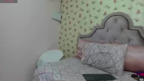 Snapshot of watson_crystal00 chatting on 06/24/26, 02:27 Milf Latina online show from 06/24/26, 02:27