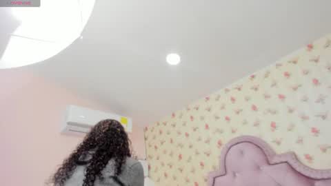 Snapshot of watson_crystal00 chatting on 08/02/26, 12:58 Milf Latina online show from 08/02/26, 12:58