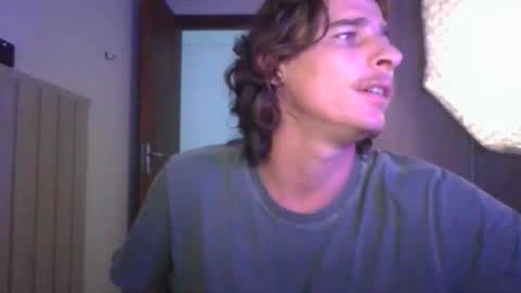 Snapshot of wave_boyy chatting on 03/14/26, 11:32 wave_boyy online show from 03/14/26, 11:32