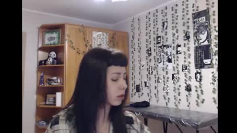 Mina online show from 11/12/25, 06:08