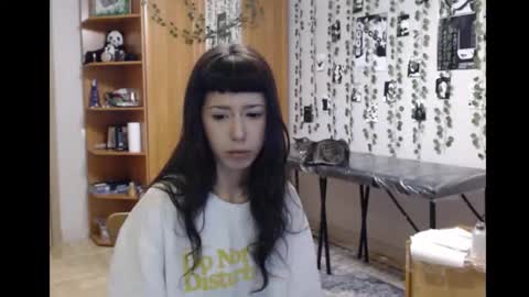 Mina online show from 11/13/25, 07:02