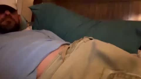 Snapshot of waynedangle chatting on 09/13/25, 11:54 Mike Hunt online show from 09/13/25, 11:54