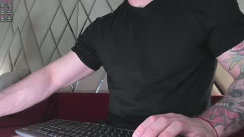 Wayne online show from 12/22/24, 05:01