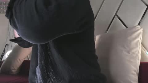 Wayne online show from 02/09/25, 04:46