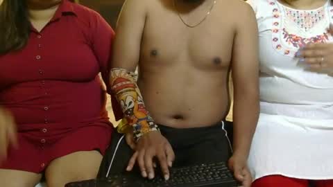 khushiwife kabirhubby kavyasexy gf online show from 06/06/26, 03:44