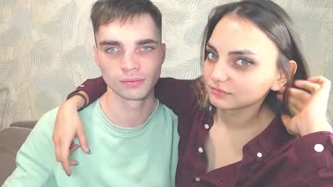 Lia and Artur online show from 12/04/25, 05:43