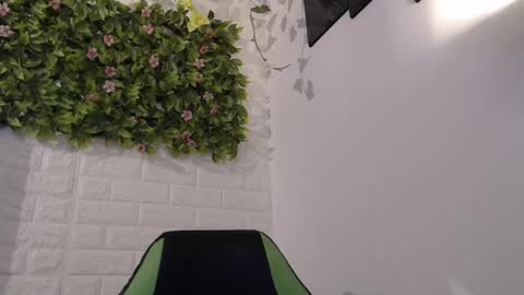 Trixie 3 online show from 02/11/25, 02:46