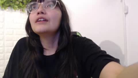 Trixie 3 online show from 02/18/25, 10:58