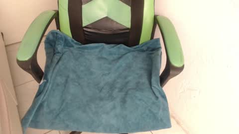 Trixie 3 online show from 09/16/25, 01:12