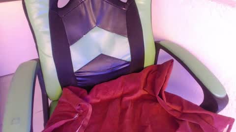 Trixie 3 online show from 09/27/25, 01:38