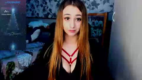 Maya online show from 02/28/25, 06:54