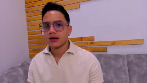 Jhonny Dick  his neighbors. online show from 10/06/25, 01:08